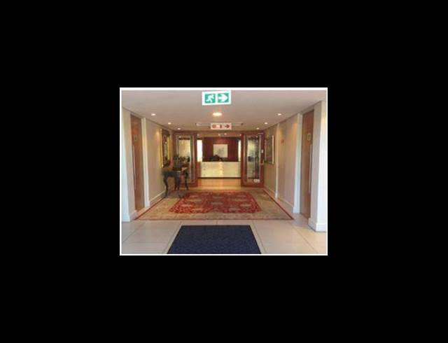 1,500M² OFFICE TO LET IN NEWLANDS